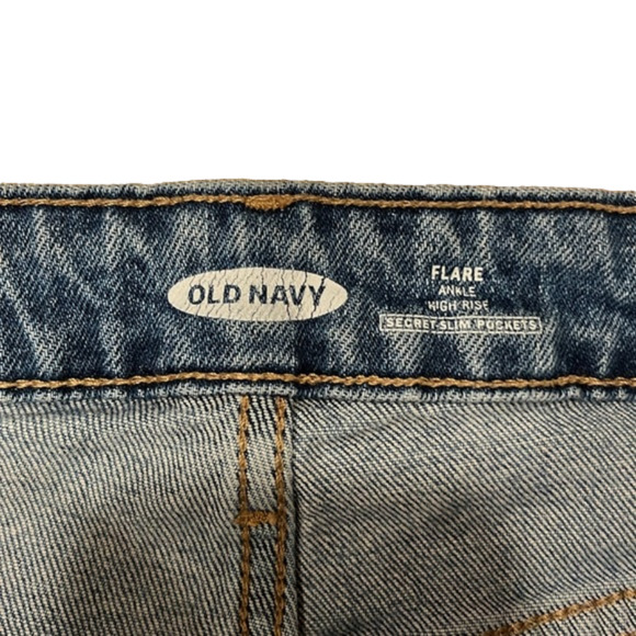 Old navy women’s flare ankle high-rise jeans size 12 tall . - Picture 2 of 9